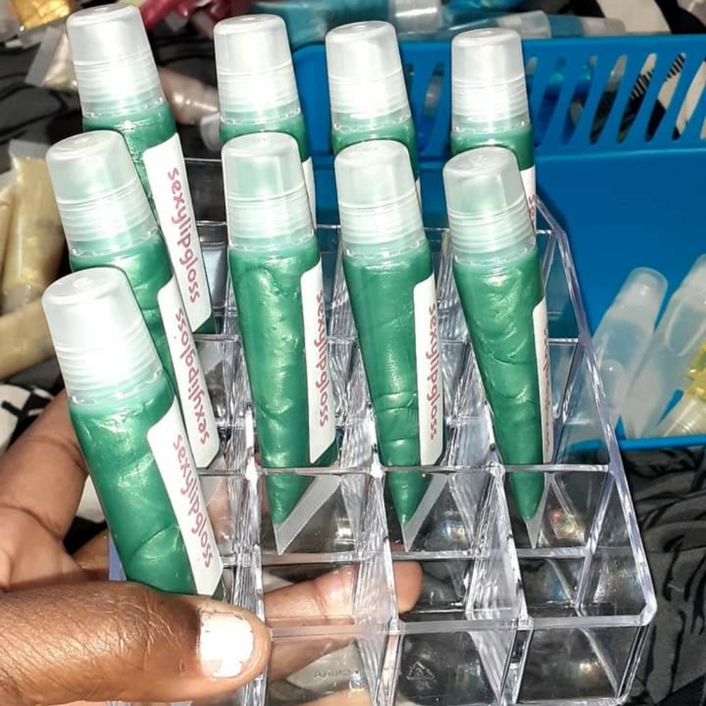 Lip gloss